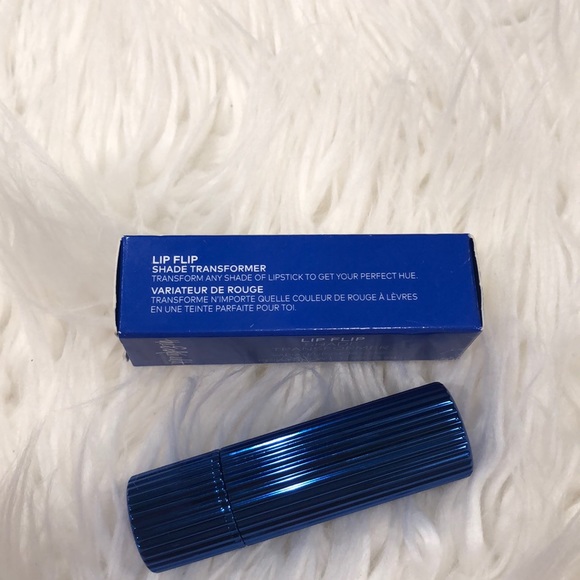 Estée Lauder Lip Flip in Turn Up - Picture 3 of 4